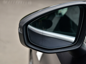 2021Sportback 35 TFSI A\(yn)(dng) (x)(ji)^