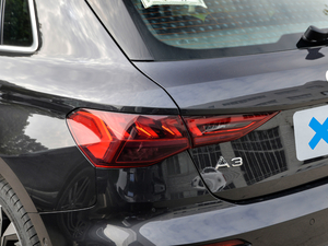 2021Sportback 35 TFSI A\(yn)(dng) (x)(ji)^