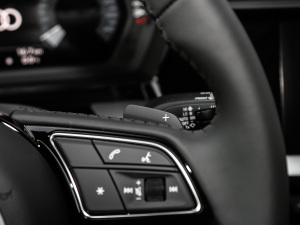 2021Sportback 35 TFSI Mȡ п؅^