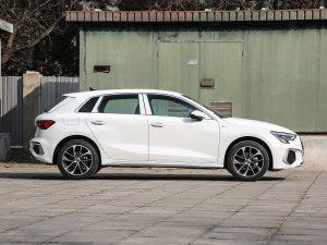 2021Sportback 35 TFSI Mȡ\ w^