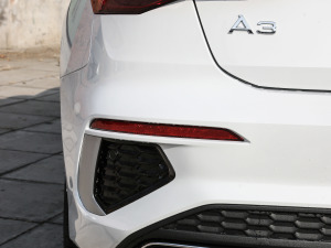 2021Sportback 35 TFSI M(jn)ȡ\(yn)(dng) (x)(ji)^