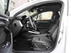 2021Sportback 35 TFSI Mȡ\ ǰſg