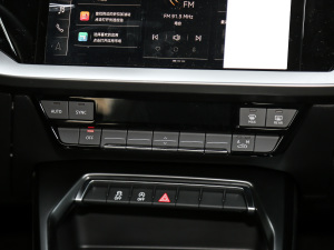 2021Sportback 35 TFSI Mȡ\ {{