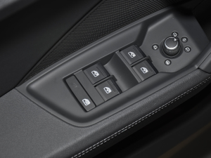 2021Sportback 35 TFSI A {܇ƅ^(q)	