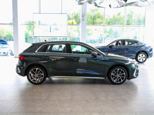 2021Sportback 35 TFSI Mȡ\ w^