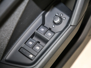 2021Sportback 35 TFSI M(jn)ȡ\(yn)(dng) {܇ƅ^(q)	