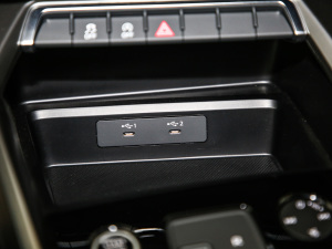 2021Sportback 35 TFSI M(jn)ȡ\(yn)(dng) п؅^(q)