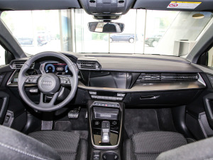 2021Sportback 35 TFSI Mȡ\ ȫ