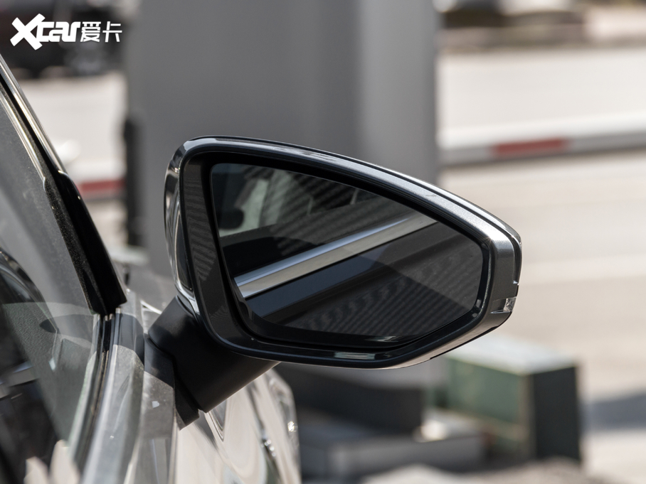 2021��W��A6L 40 TFSI ���A�Ӹ���