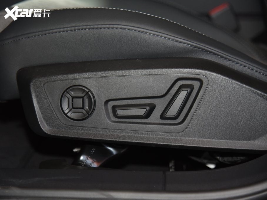 2021WA6L 45 TFSI quattro Ӹ