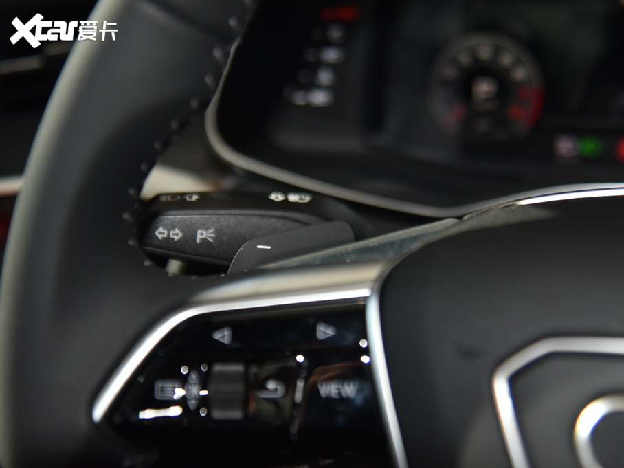 2021��?yu��n)W��A6L 45 TFSI quattro �����(d��ng)����