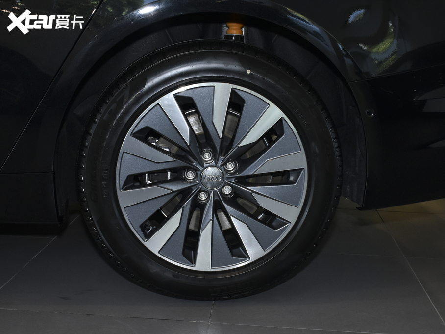 2021?yun)WA6L 45 TFSI x