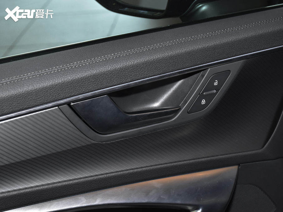 2021?yun)WA6L 45 TFSI x