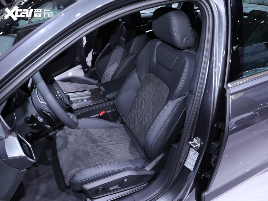 2021?yun)WA6L 55 TFSI quattro Ş(dng)