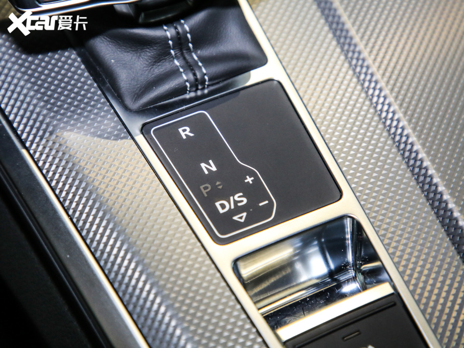 2021WA6L 40 TFSI AӸ