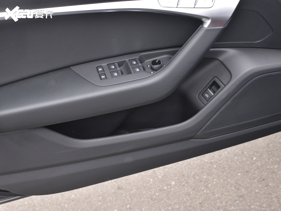 2021��W��A6L 45 TFSI �M��������