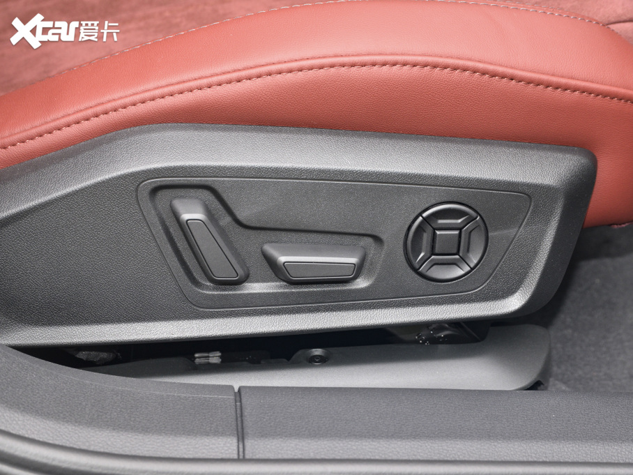 2021��W��A6L 45 TFSI �M��������