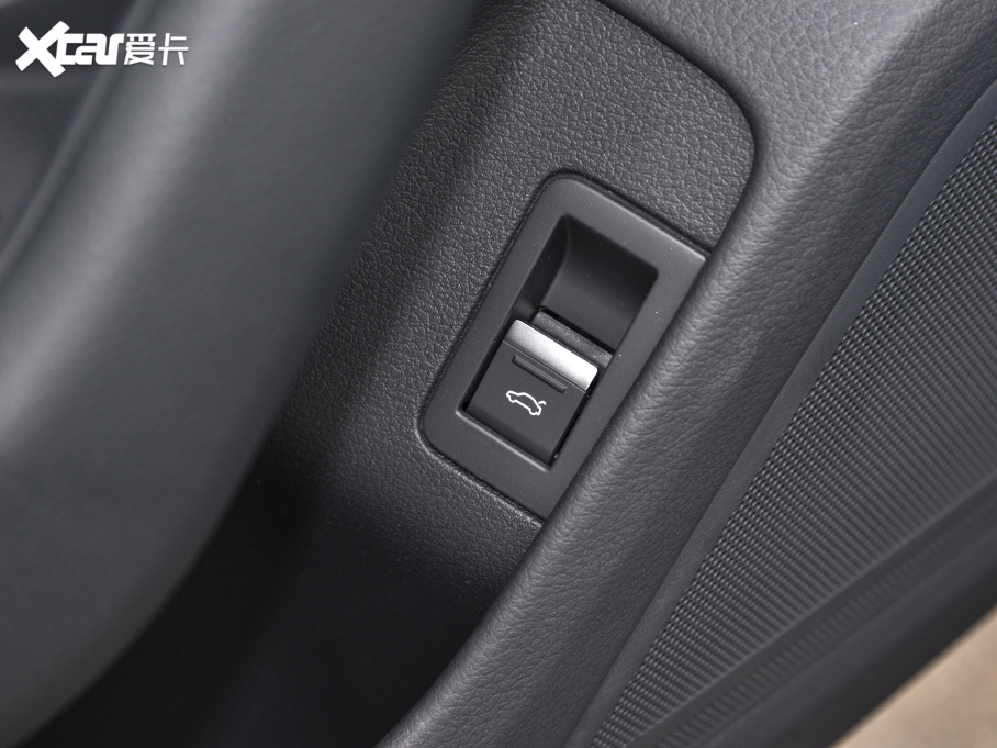 2021��W��A6L 45 TFSI �M��������