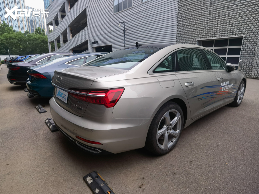 2021?yun)WA6L 45 TFSI quattrox