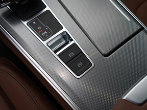 202145 TFSI xӸ v܇Ƅ