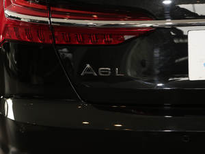 202145 TFSI quattro (ji)^