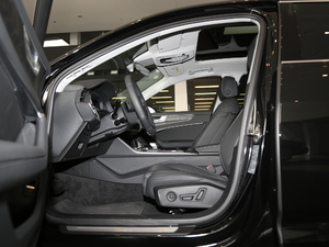 202145 TFSI quattro ǰſg