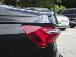 202145 TFSI quattro (x)(ji)^