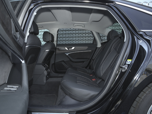 202145 TFSI quattro ſg