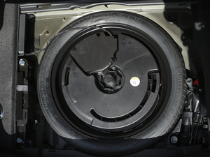 202145 TFSI quattro ̥