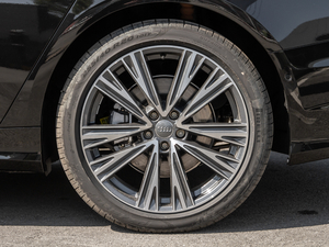 202145 TFSI quattroxӸ ^