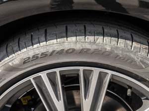 202145 TFSI quattroxӸ ݆̥ߴ