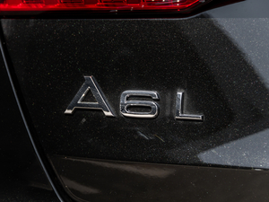 202145 TFSI quattroxӸ ^