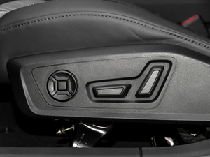 202145 TFSI quattroxӸ {{