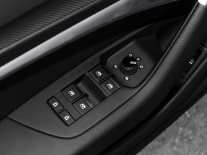 202140 TFSI AӸ {܇ƅ^(q)	