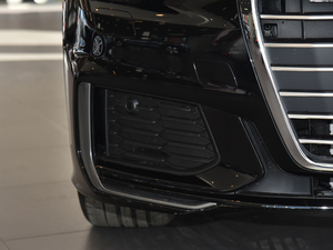 202145 TFSI quattro Ӹ ^