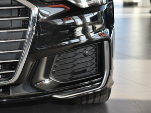 202145 TFSI quattro Ӹ ^