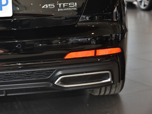 202145 TFSI quattro Ӹ ^