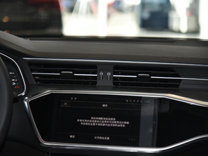 202145 TFSI quattro Ӹ {L