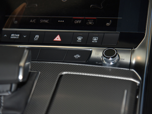 202145 TFSI quattro Ӹ п؅^(q)