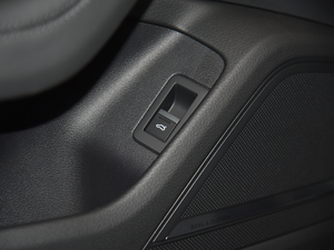 202145 TFSI quattro Ӹ п؅^