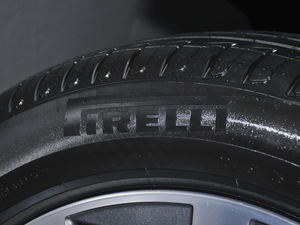 202145 TFSI x ݆̥Ʒ