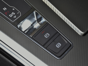 202145 TFSI x v܇(ch)Ƅ(dng)