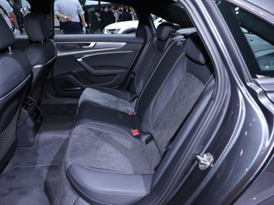 202155 TFSI quattro Ş(dng) 