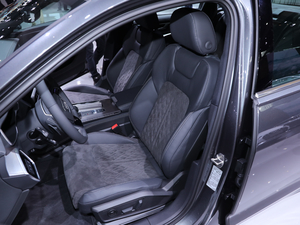 202155 TFSI quattro Ş(dng) {