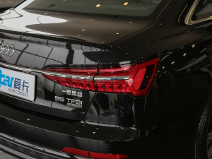 202155 TFSI quattro ŞӸ ^