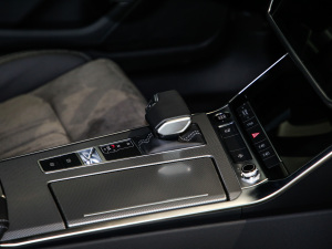 202140 TFSI AӸ п؅^