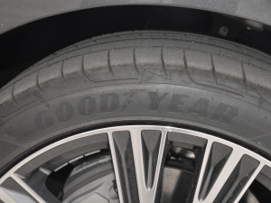 202145 TFSI M ݆̥Ʒ