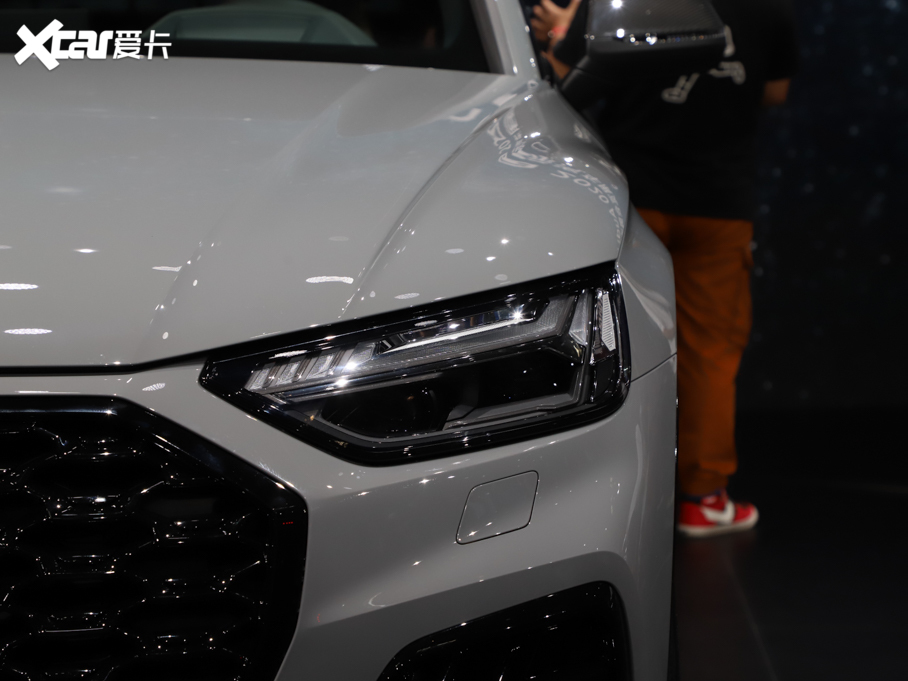 2021��?yu��n)W��Q5L Sportback 45 TFSI ���x��