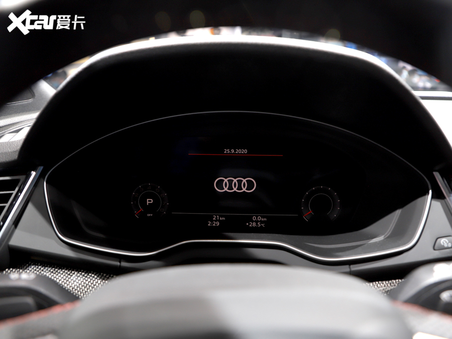 2021WQ5L Sportback 45 TFSI x