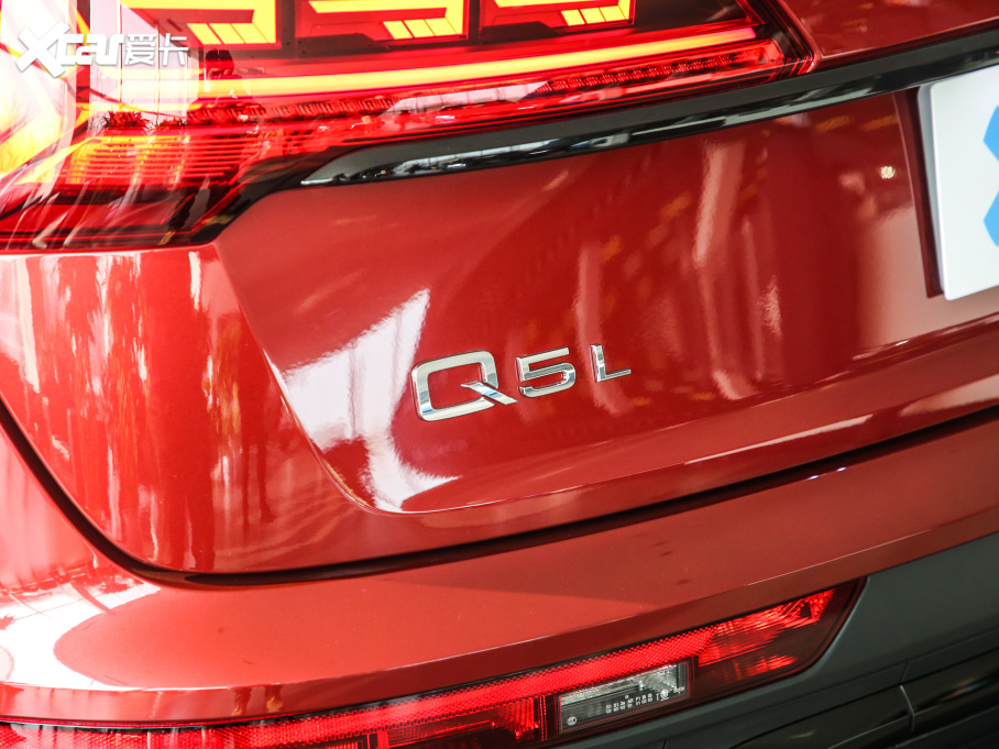 2021?yun)WQ5L Sportback 45 TFSI x